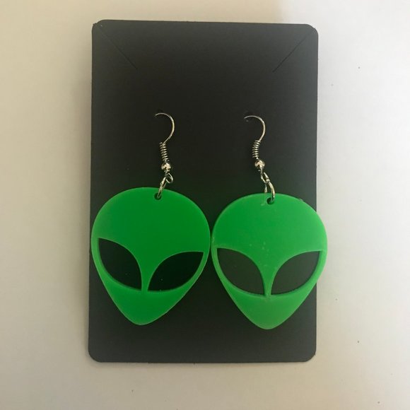 Green Alien Face Earrings, Area51, Outerspace - Picture 2 of 2
